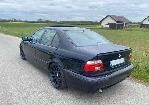 BMW Seria 5 cena 25900 przebieg: 310000, rok produkcji 2003 z Trzebnica małe 106